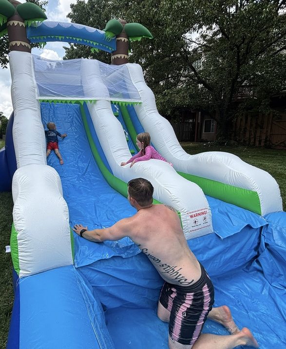 OZIS water slide in action